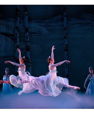 Oakland Ballet: Graham Lustig's The Nutcracker